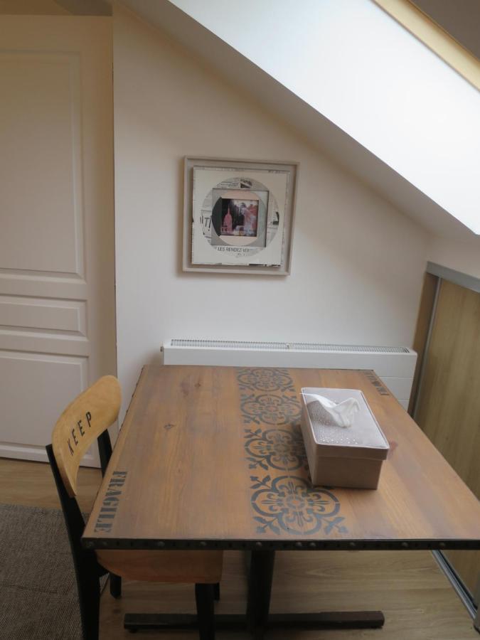 Duplex Contemporain Terrasse Exterieure Parking Leilighet Leves Eksteriør bilde