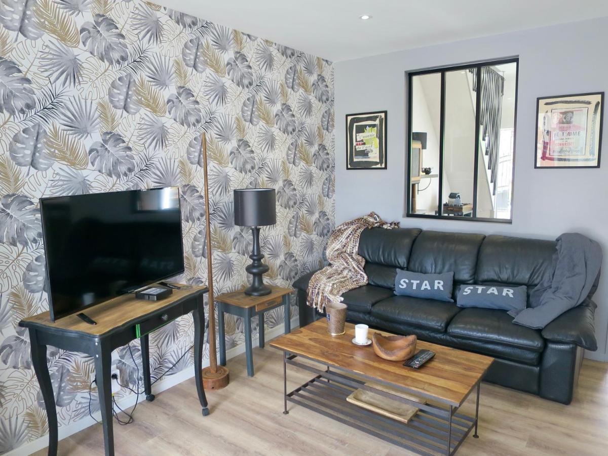 Duplex Contemporain Terrasse Exterieure Parking Leilighet Leves Eksteriør bilde
