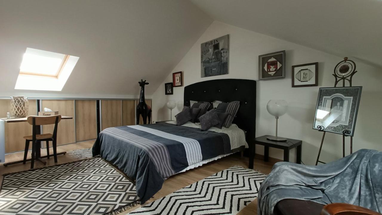 Duplex Contemporain Terrasse Exterieure Parking Leilighet Leves Eksteriør bilde